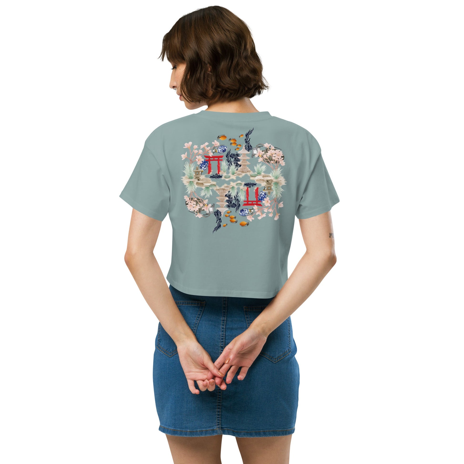 Aquarium Reflection - Cotton crop top - rubberchicken.studio